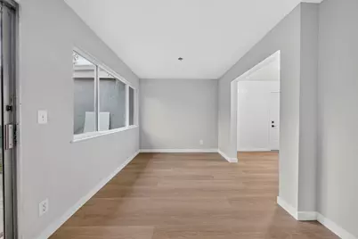 5687 Hollyleaf Ln, San Jose, CA 95118 - Photo 31