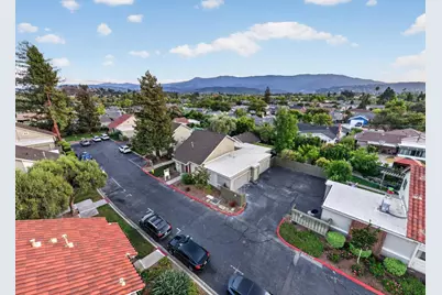 5687 Hollyleaf Ln, San Jose, CA 95118 - Photo 65