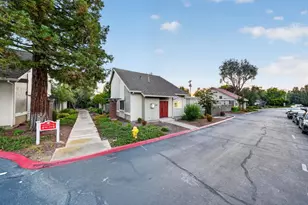 5687 Hollyleaf Ln, San Jose, CA 95118 - Photo 5