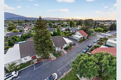 5687 Hollyleaf Ln, San Jose, CA 95118 - Photo 63