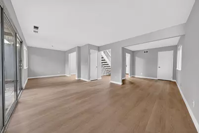 5687 Hollyleaf Ln, San Jose, CA 95118 - Photo 17