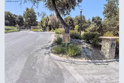 8341 Winter Green Ct, Gilroy, CA 95020 - Photo 23