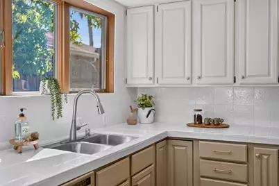 434 Morrissey Blvd, Santa Cruz, CA 95062 - Photo 17