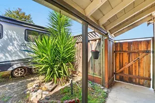 434 Morrissey Blvd, Santa Cruz, CA 95062 - Photo 37