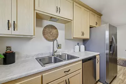 109 Cabrillo St, Capitola, CA 95010 - Photo 17
