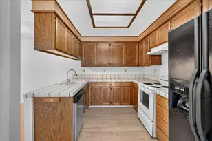 232 W Alvin Dr, Salinas, CA 93906 - Photo 13