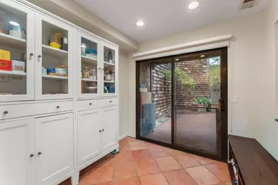 73 Peter Coutts Cir, Stanford, CA 94305 - Photo 15