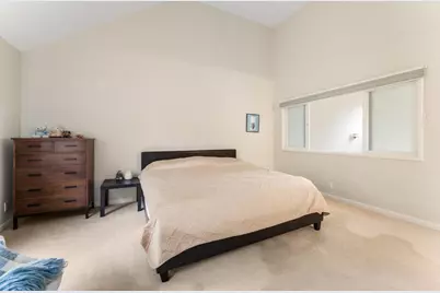 73 Peter Coutts Cir, Stanford, CA 94305 - Photo 33