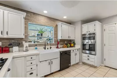 1090 Los Altos Dr, Hollister, CA 95023 - Photo 17