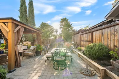 1090 Los Altos Dr, Hollister, CA 95023 - Photo 41