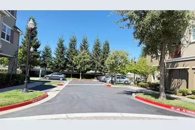 1327 Westbury Dr, San Jose, CA 95131 - Photo 3