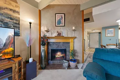 10385 Mary Ave, Cupertino, CA 95014 - Photo 9