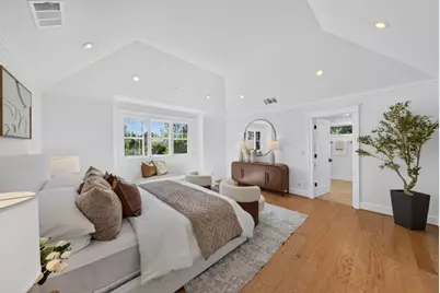 40 Montana Ln, Menlo Park, CA 94025 - Photo 27
