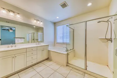 271 Lamplighter Ln, Hollister, CA 95023 - Photo 17