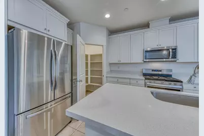 271 Lamplighter Ln, Hollister, CA 95023 - Photo 7