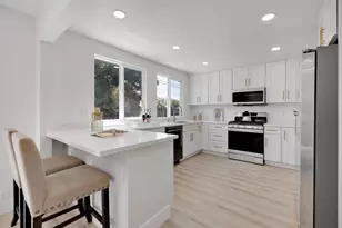 1924 Rosswood Dr, San Jose, CA 95124 - Photo 15