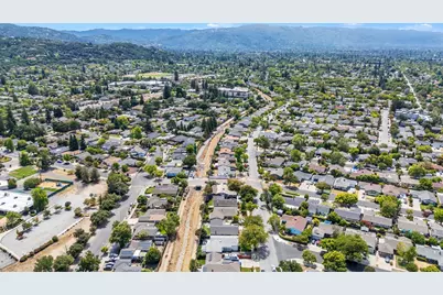 1924 Rosswood Dr, San Jose, CA 95124 - Photo 45
