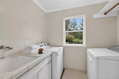 1523 Perez Dr, Pacifica, CA 94044 - Photo 29