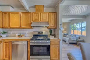 2085 Buchanan St, Seaside, CA 93955 - Photo 9