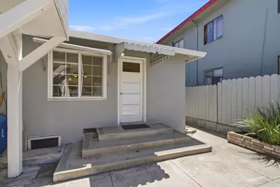 1131 Frankfurt Ave, San Jose, CA 95126 - Photo 17
