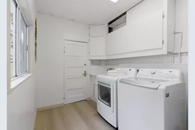 2011 Powell St, San Francisco, CA 94133 - Photo 31