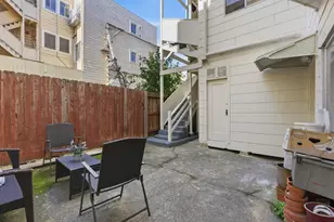 2011 Powell St, San Francisco, CA 94133 - Photo 33