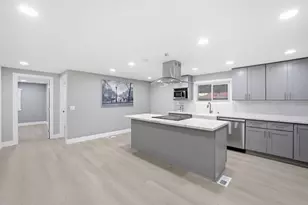 174 Redwood Dr 174, Hollister, CA 95023 - Photo 13