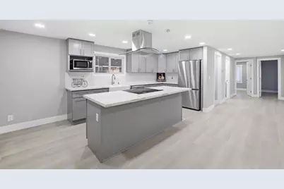 174 Redwood Dr 174, Hollister, CA 95023 - Photo 11