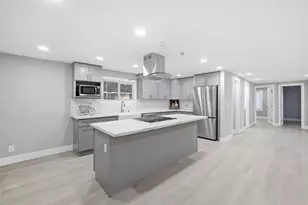 174 Redwood Dr 174, Hollister, CA 95023 - Photo 11