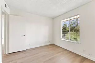 2745 Mauricia Ave B, Santa Clara, CA 95051 - Photo 19