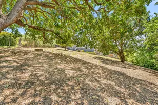 1040 Peppermill Ct, Concord, CA 94518 - Photo 59