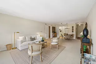 1915 Mount Vernon Ct 14, Mountain View, CA 94040 - Photo 3