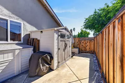 294 Nadine St, Livermore, CA 94550 - Photo 33