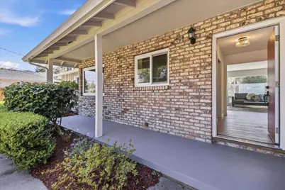 135 Pineview Ln, Menlo Park, CA 94025 - Photo 5
