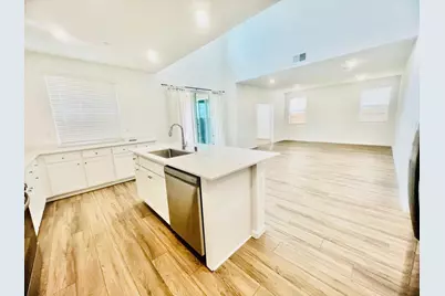 7352 Dorstone Way, Sacramento, CA 95829 - Photo 13