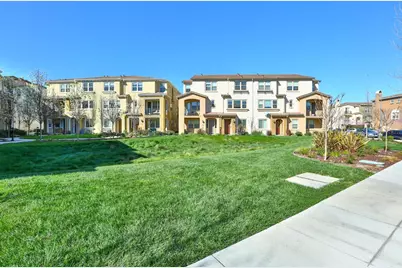 2757 Ferrara Cir, San Jose, CA 95111 - Photo 3