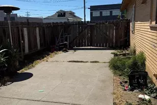 122 Martella St, Salinas, CA 93901 - Photo 15