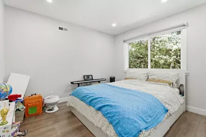 945-947 Miramonte Ave, Mountain View, CA 94040 - Photo 19