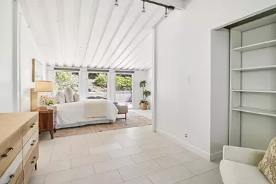 18570 Montpere Way, Saratoga, CA 95070 - Photo 35