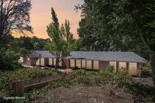 18570 Montpere Way, Saratoga, CA 95070 - Photo 3