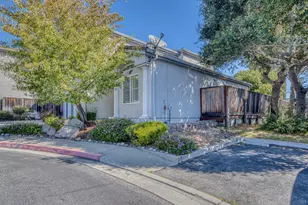 391 Ocean View Ct, Marina, CA 93933 - Photo 3