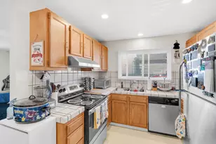 1567 Hawes Ct, Redwood City, CA 94061 - Photo 13