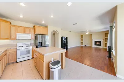2027 Evening St, Stockton, CA 95209 - Photo 27