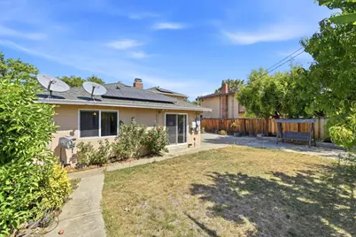 1424 Dentwood Dr, San Jose, CA 95118 - Photo 41