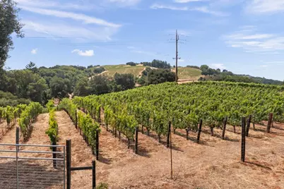 15060 Montebello Rd, Cupertino, CA 95014 - Photo 75