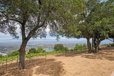 15060 Montebello Rd, Cupertino, CA 95014 - Photo 71