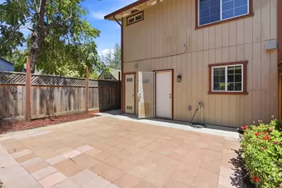 17579 Del Monte Ave, Morgan Hill, CA 95037 - Photo 33