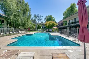 2140 Santa Cruz Ave B106, Menlo Park, CA 94025 - Photo 33