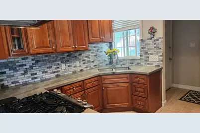 1911 Crinan Dr, San Jose, CA 95122 - Photo 3