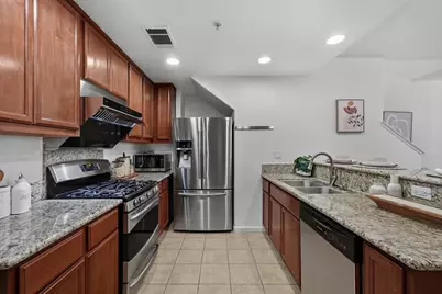 2188 Beech Cir, San Jose, CA 95131 - Photo 11